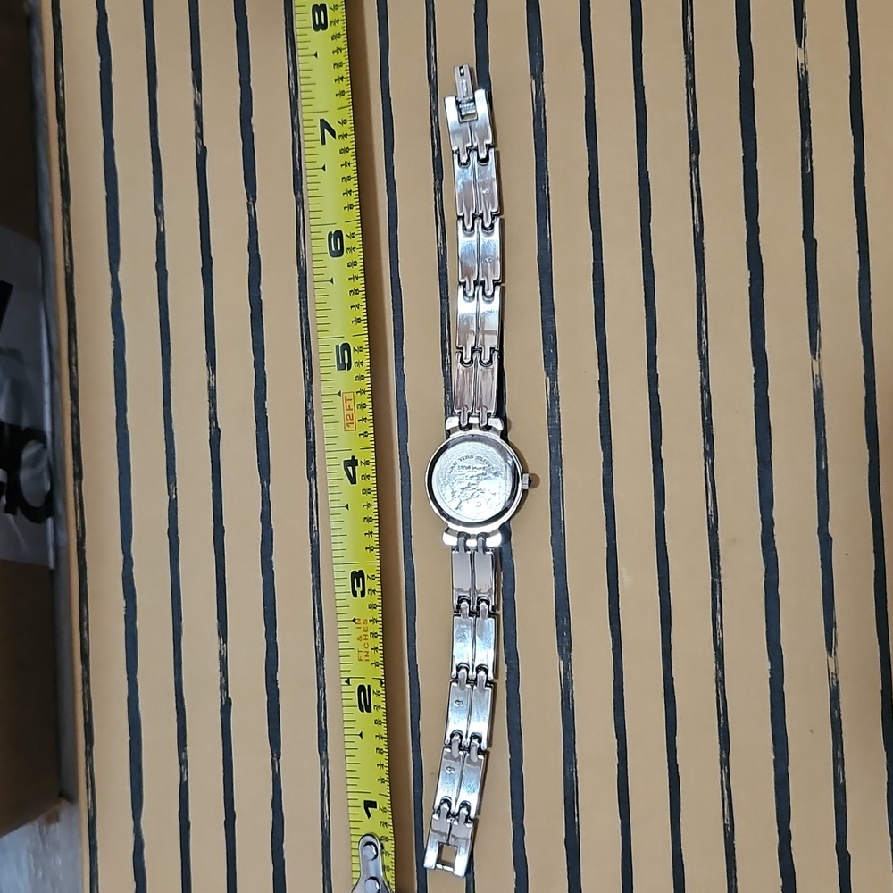 🔥Embassy Watch Silver‎ - Picture 3 of 3